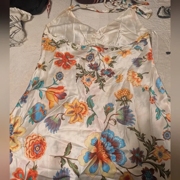 Floral Halter Top - Picture 3 of 5